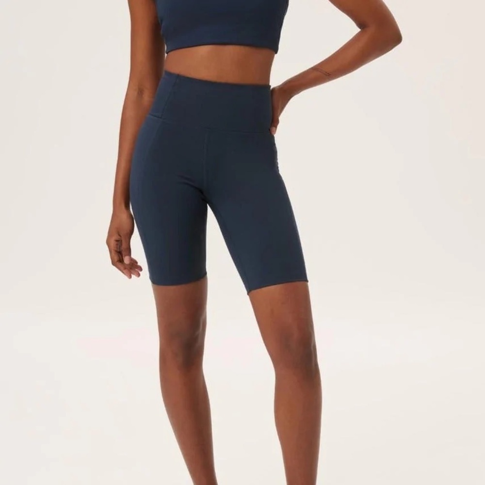 Girlfriend Collective Midnight High-Rise Bike Short, size M, navy blue